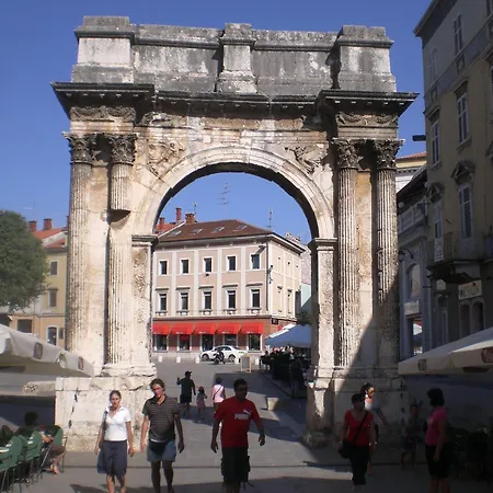 Apartman Mevusa Apartament Pula