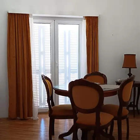 Apartman Mevusa Apartament *